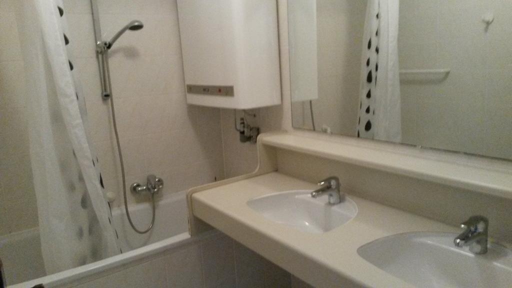 Panoramablickhotel - Lakeview Apartments Annenheim Room photo