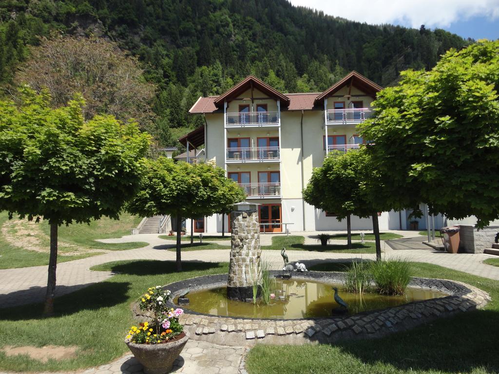 Panoramablickhotel - Lakeview Apartments Annenheim Exterior photo