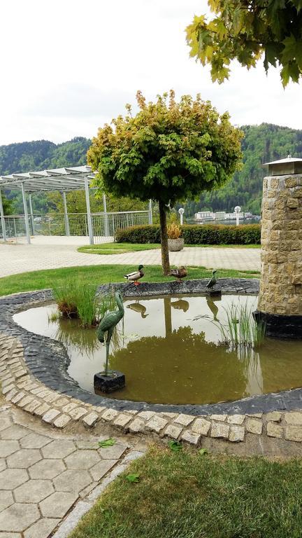 Panoramablickhotel - Lakeview Apartments Annenheim Exterior photo